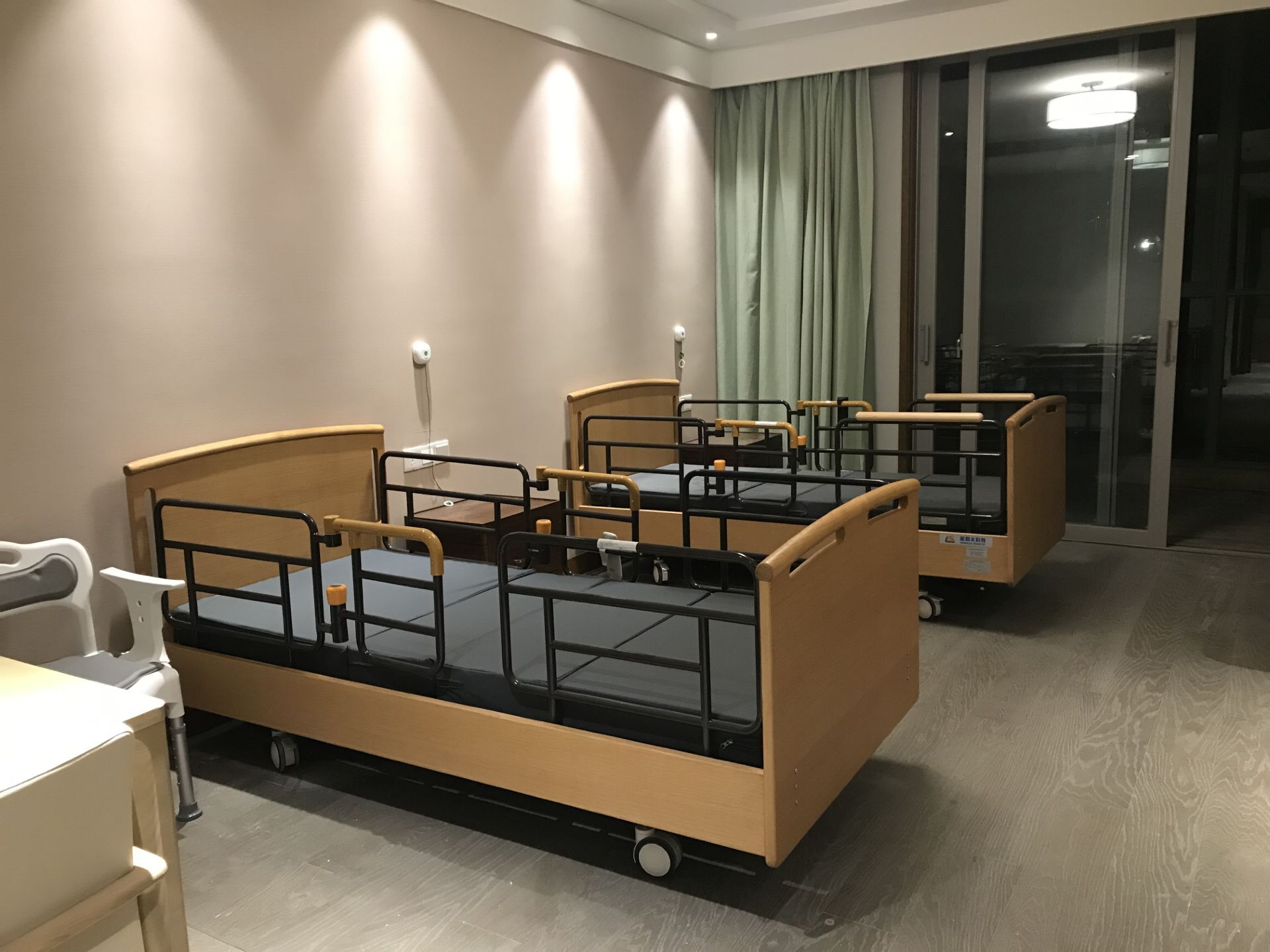 Home care bed solutions