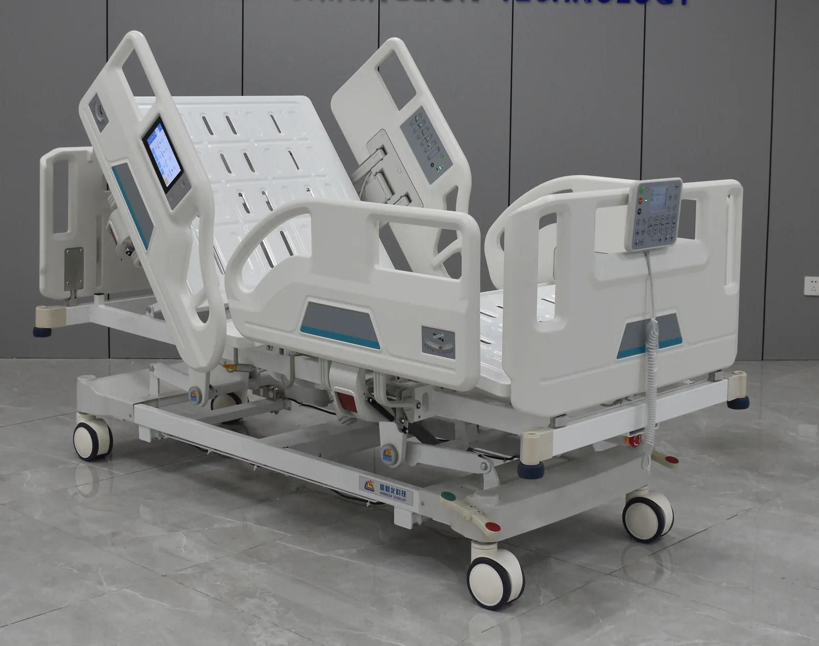 SLD-A51-112 (20A4) Electric Hospital Bed with Touchscreen Controls